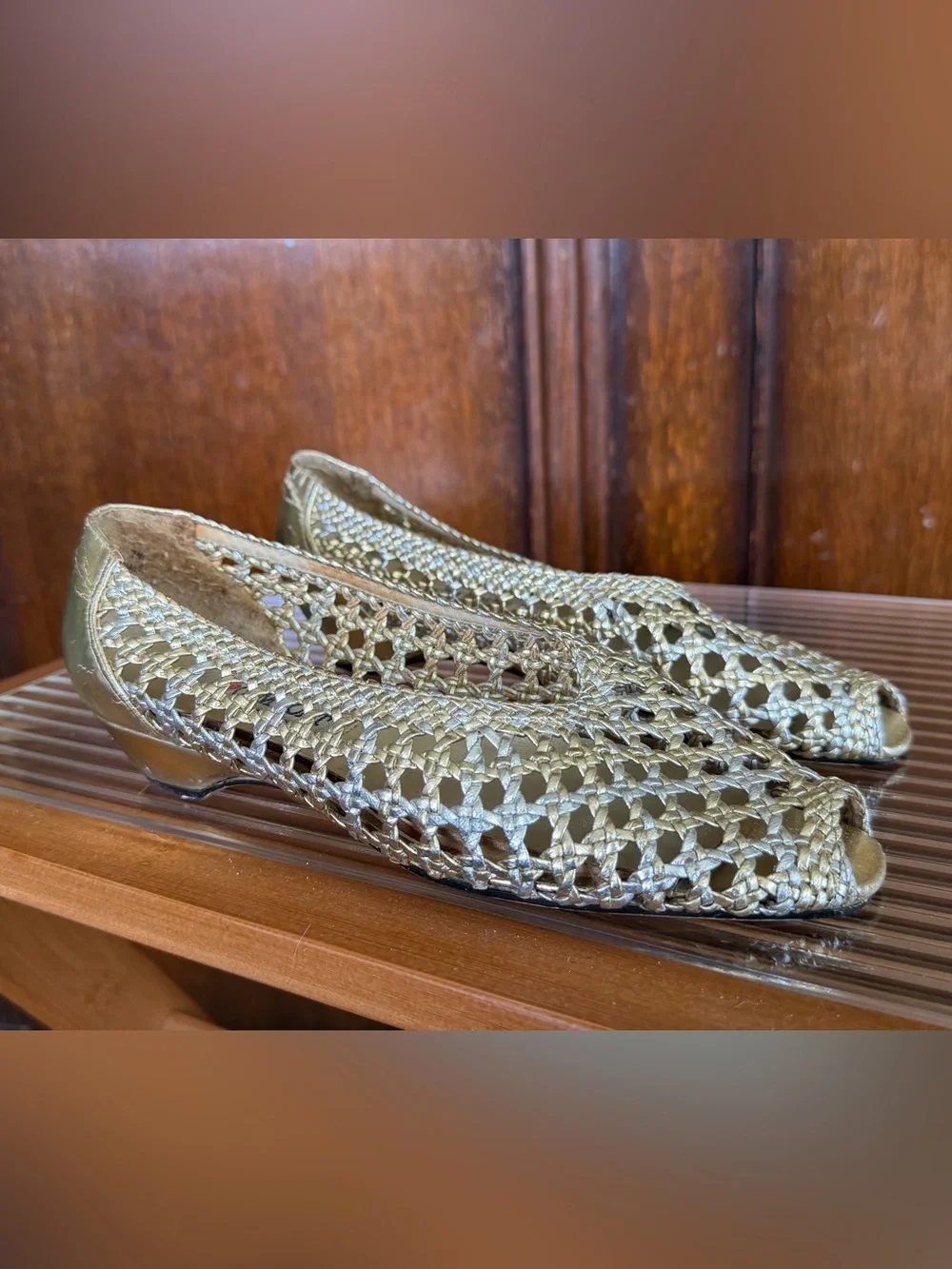 Vintage 1980s Two Tone Metallic Gold & Silver Woven Peep-Toe Flats, size 6 / 7